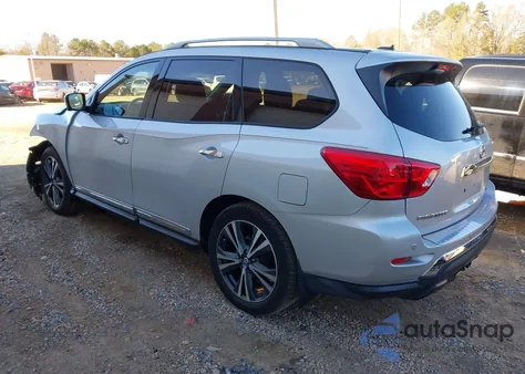 2018 Nissan Pathfinder Platinum z USA, uszkodzony, nr VIN 5N1DR2MM4JC613265